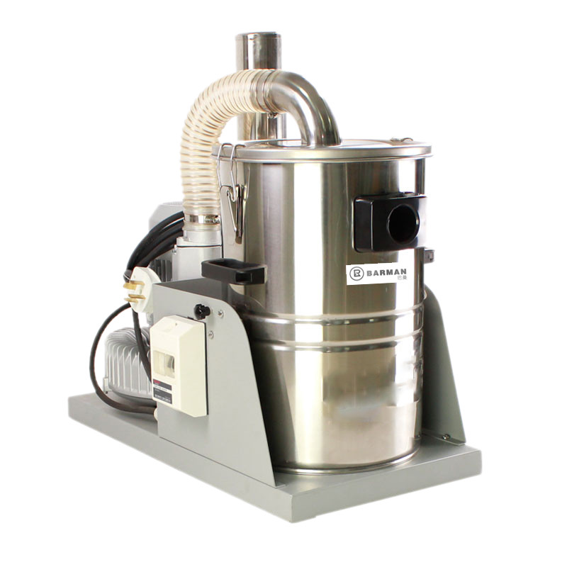Industrial vacuum cleaner